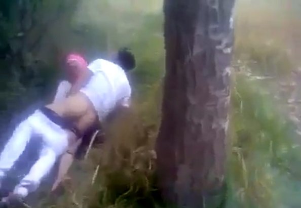 Таджик застал жену таджичку с любовником в лесу